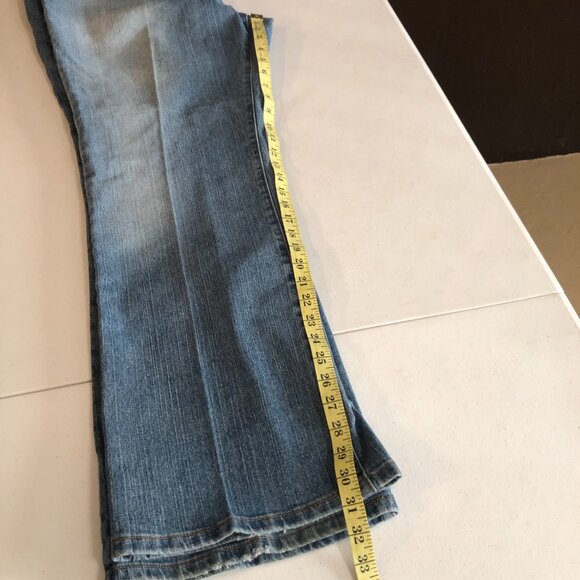 Levis 515 Boot Cut Jeans, Size 22M - Picture 11 of 12